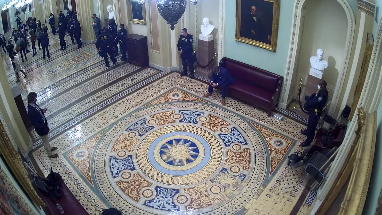 0213USCS02OhioClockCorridornearS208_2021-01-06_19h40min03s233ms.mp4