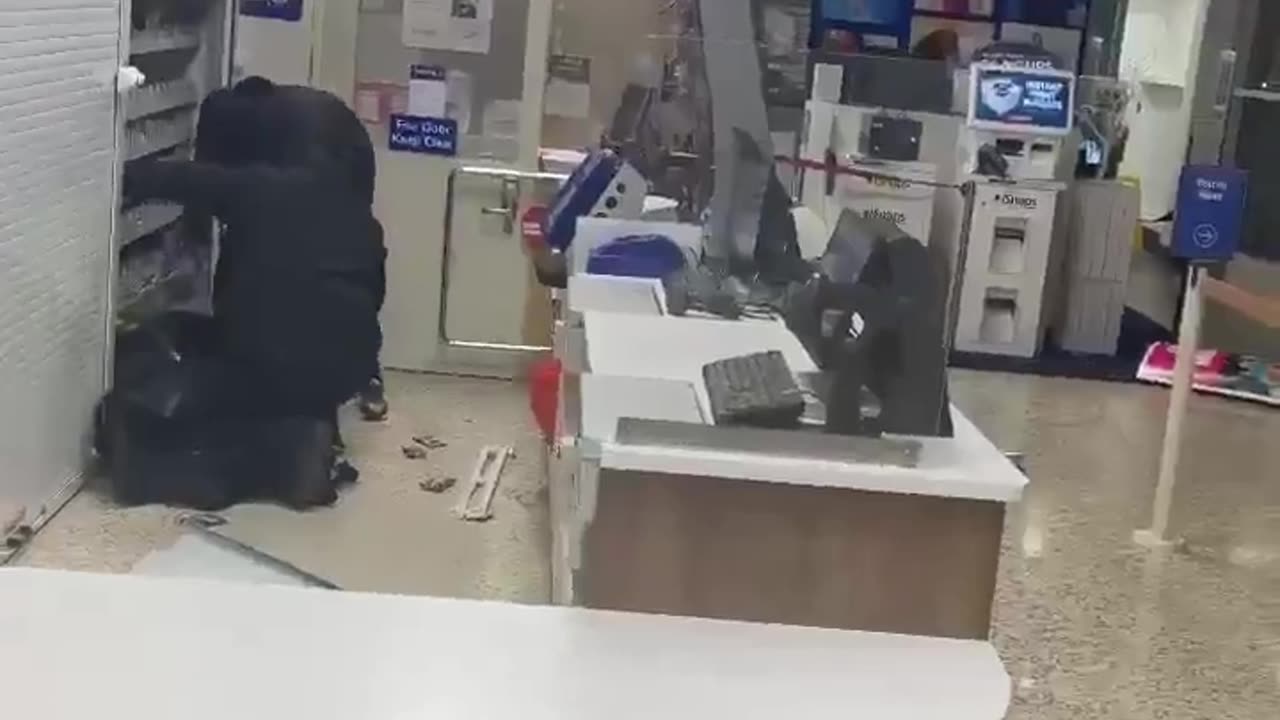 Tescos in Colney Hatch Fleeced of Thousands £’s Cigarettes & Stock by Brazen