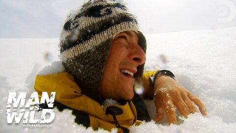 Bear Grylls’ Winter Survival Skills ❄️ | Man vs. Wild | Discovery