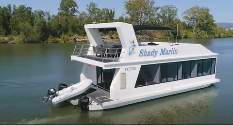 Custom 13m Houseboat | Standen Marine