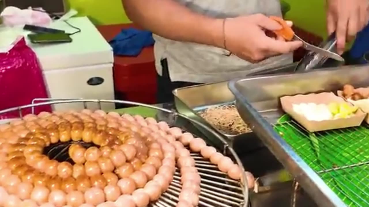 These 10 Thai Street Food Dishes Will Leave You Speechless