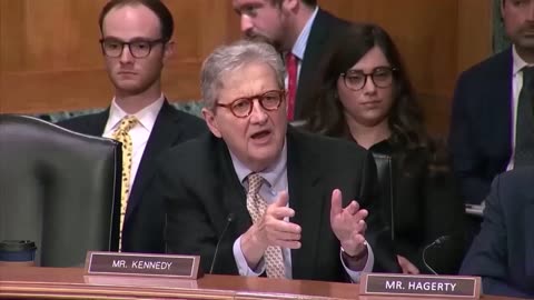 Woke Activist Testifies As "Climate Expert"?!? Sen. Kennedy EXPOSES Him With Basic Questions!!