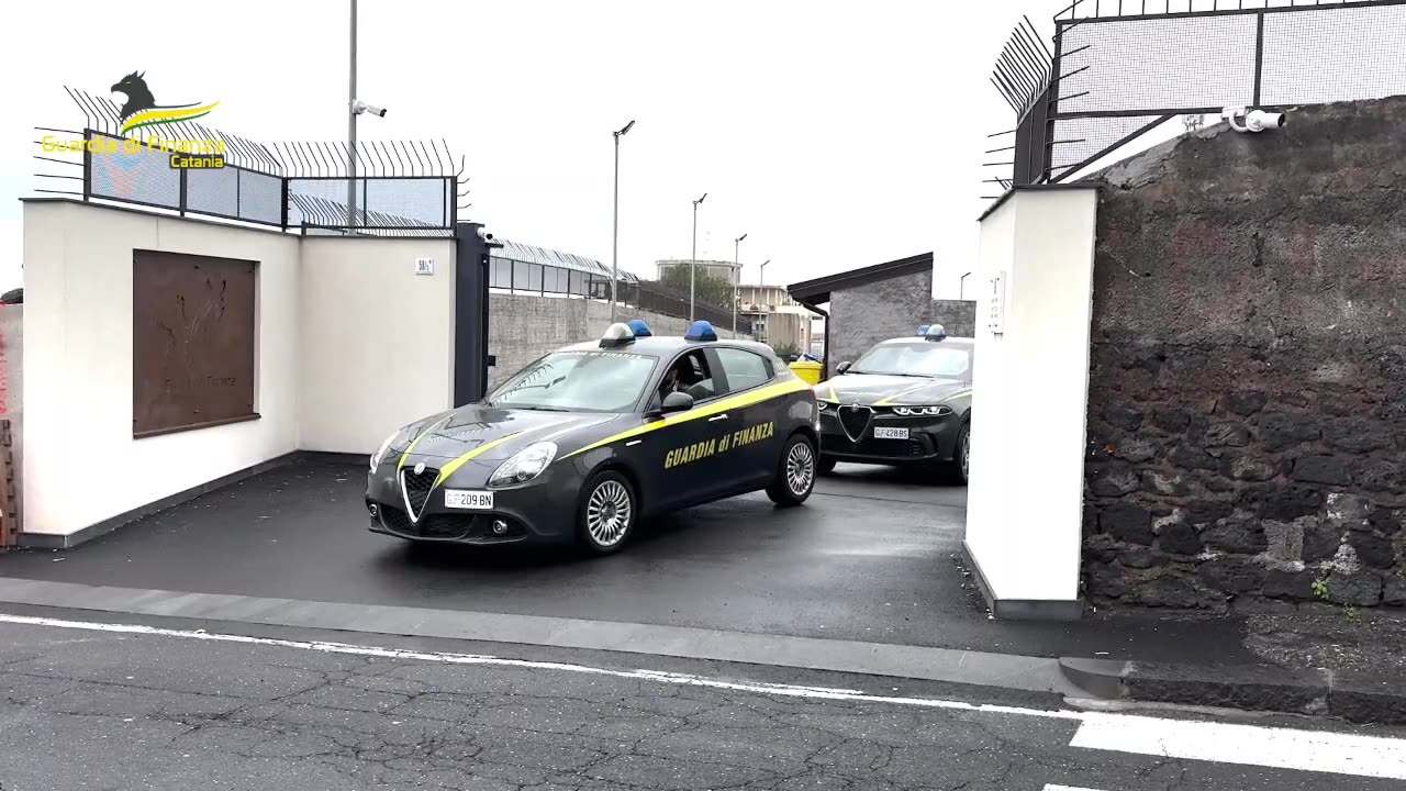 GDF CATANIA: MAXI SEQUESTRO DI MEZZA TONNELLATA DI COCAINA (19.02.25)