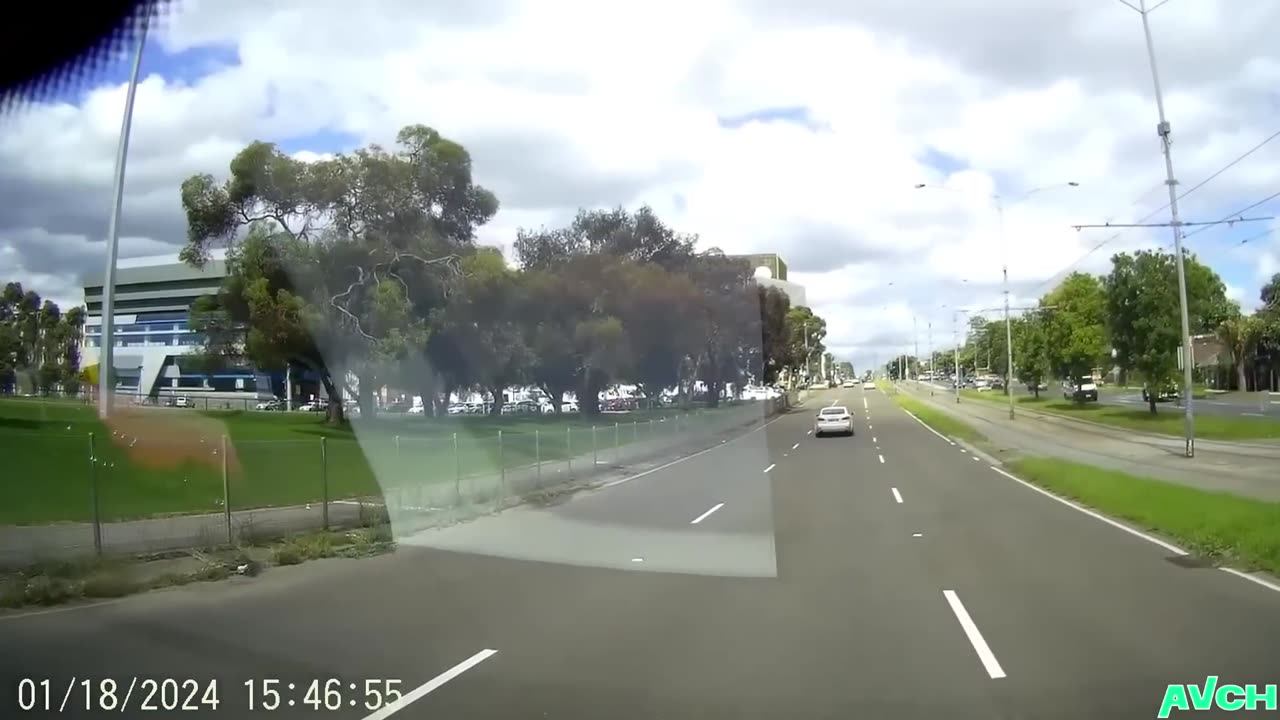 Insurance Scam Fails 2024 (Caught on Dashcam)