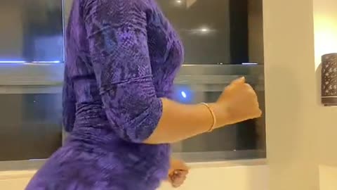 Thicc Bubble Butt girl. 