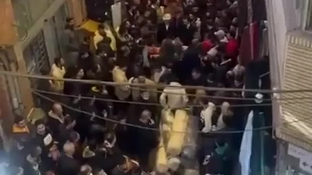Tehran businesses SHUT DOWN as protests against Iran’s collapsing economy