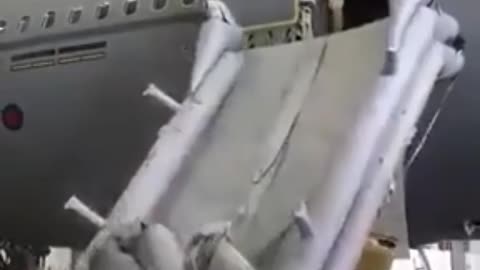 Watch Weird Escape Slide #B777 Hangar Shooting #Aviation #AeroArduino