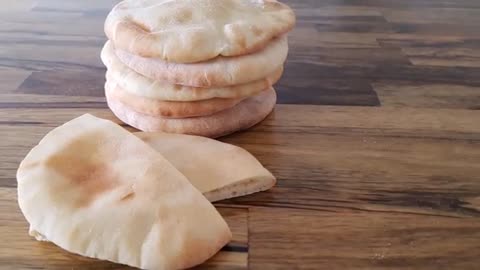 How to Make Homemade Pita Bread | Pita Recipe