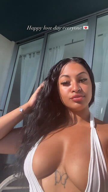 Foreignashh Valentines Day!