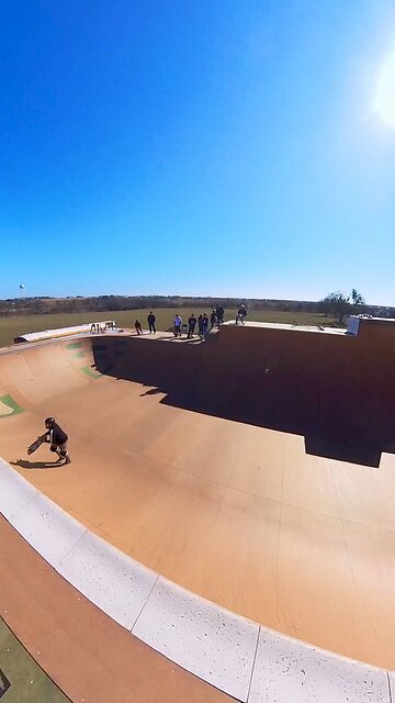 Daniel shredding Old School