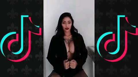 TikTok girl 😍