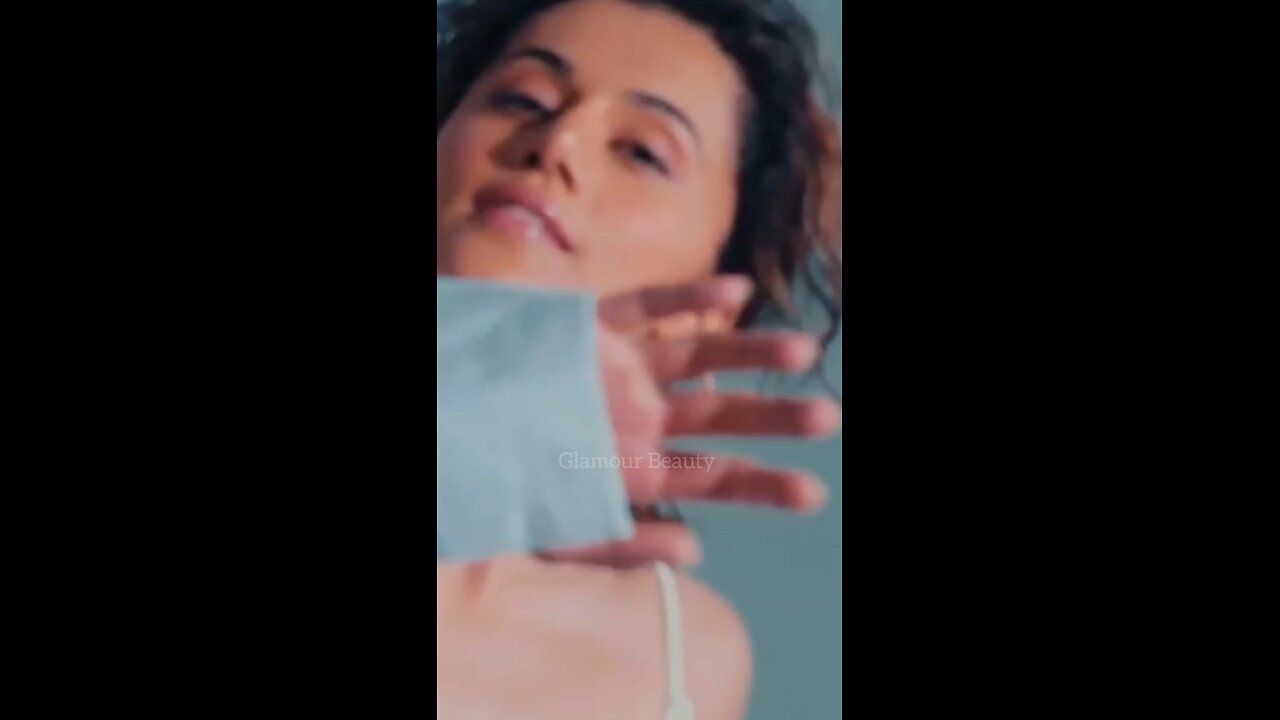 Taapsee Pannu Hot Face Nose Closeup