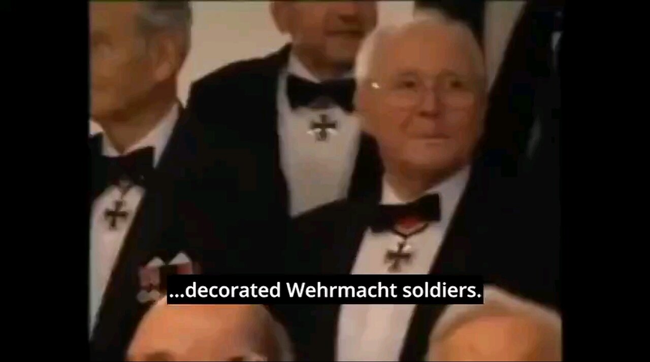 ✠ 🇩🇪 German soldiers who fought in World War 2 unapologetically display their Iron Crosses.