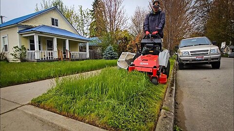 He Was EMBARRASSED By His TALL Yard So I MOWED & EDGED It To Perfection