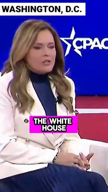 Press Secretary Is Praised On Stage For Being A Mom #mom #press #alexrwagner