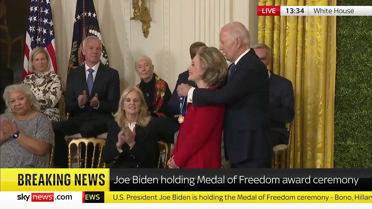 JUST IN: Hillary Clinton receives the "Medal of Freedom"