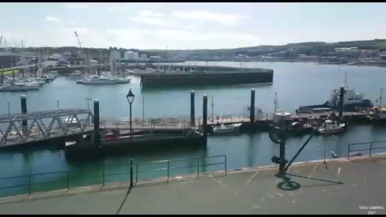 Live from Plymouth. Mayflower Steps, Barbican Area. What a splendid city