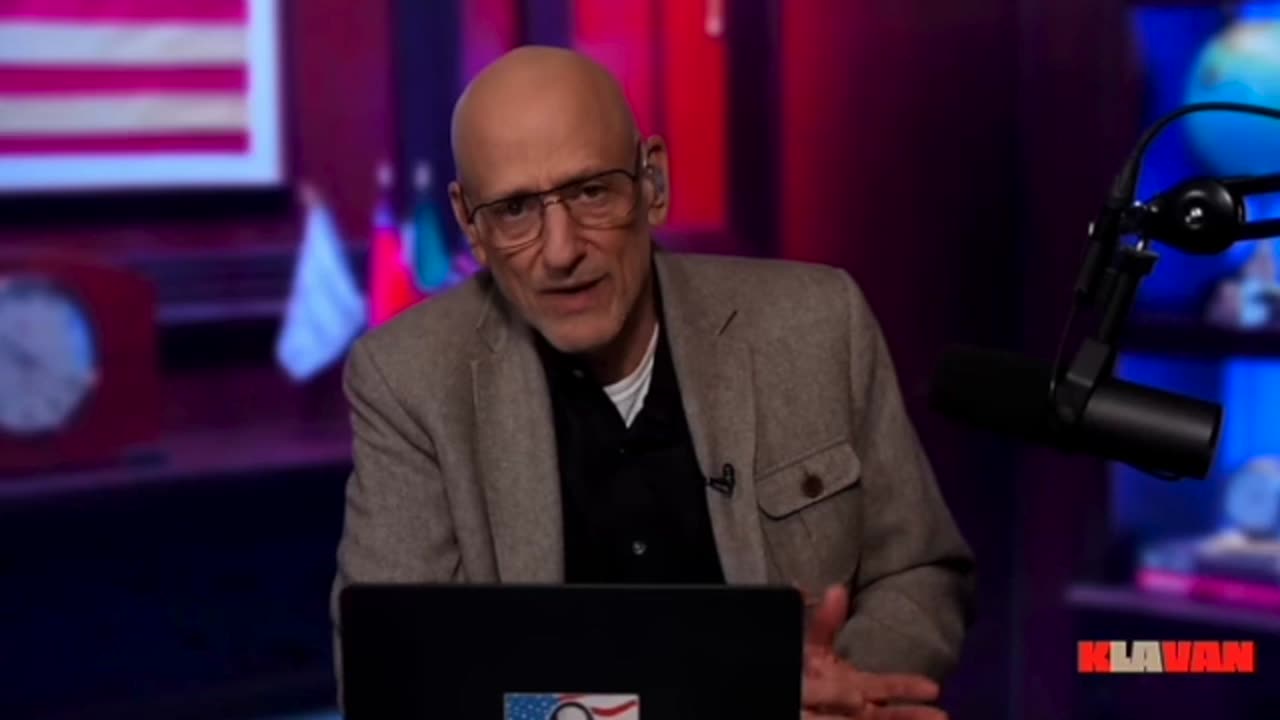 Andrew Klavan (Youtube) : The Extinction of Mainstream Media Happening Right Before Your Eyes