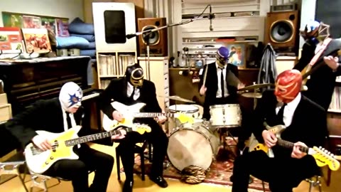 Earworm – Los Straitjackets – Space Mosquito