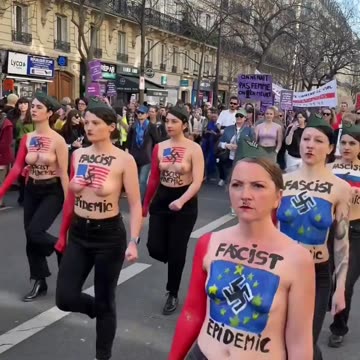 If my girlfriend doesnt dress up like Hitler .. im leaving her