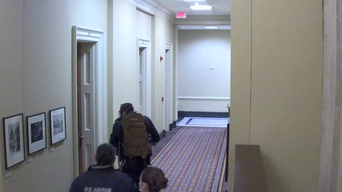 0200USCS02EastFrontCorridornearS206_2021-01-06_14h00min01s623ms.mp4