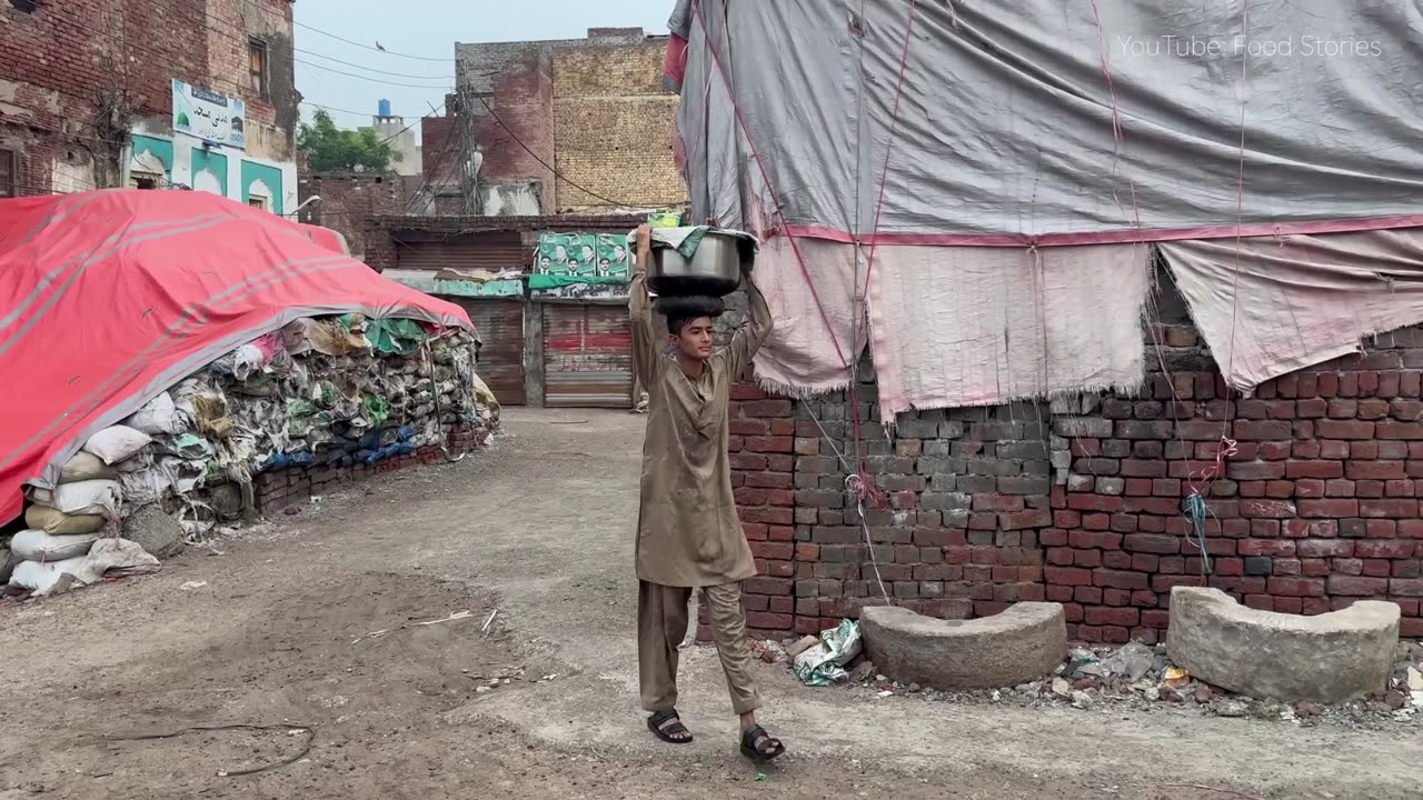 70 YEARS OLD MAN SELLING BEST MUTTON CURRY FROM 50 YEARS ON ROADSIDE _ CHEAPEST PUNJABI BREAKFAST