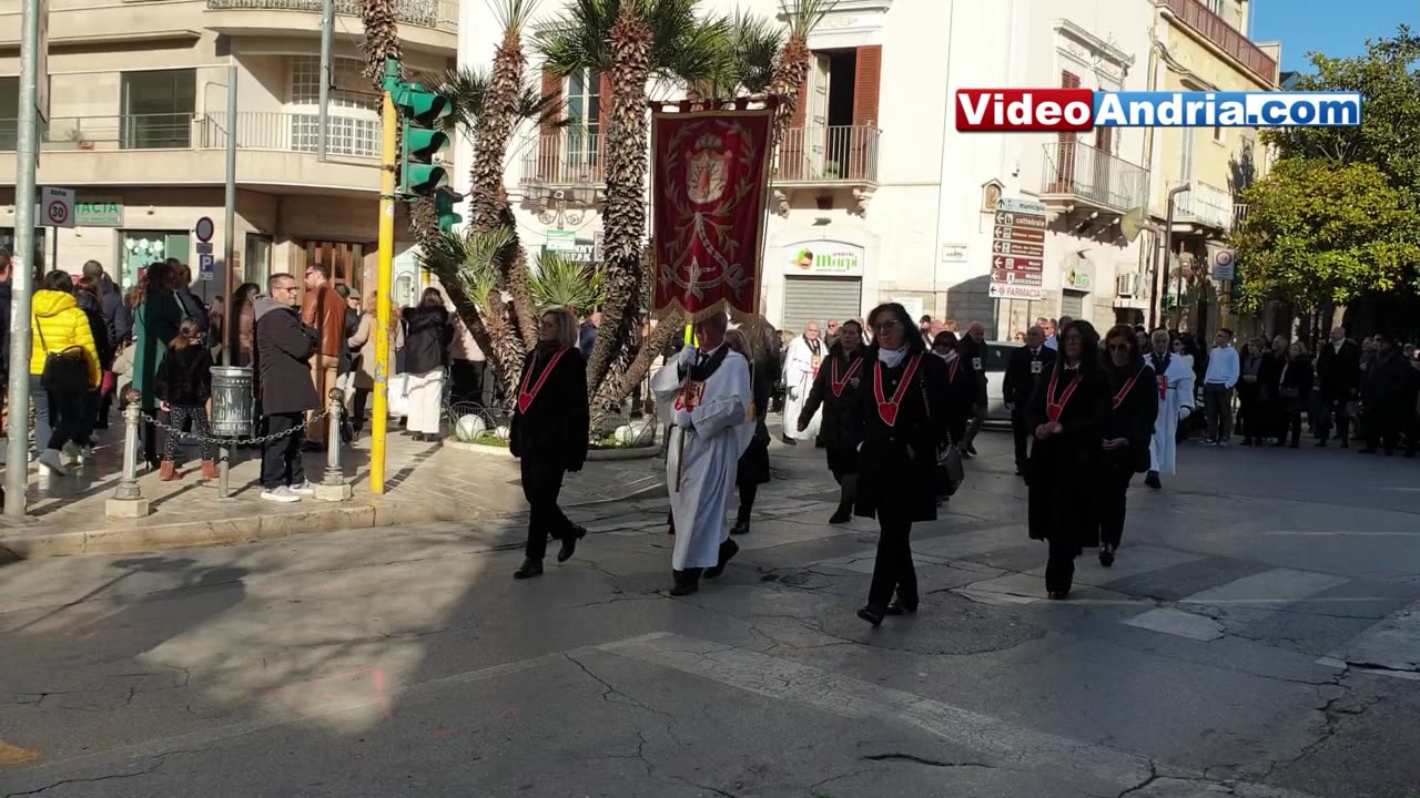 Ad Andria straordinaria Processione per il Giubileo con benedizione in Cattedrale