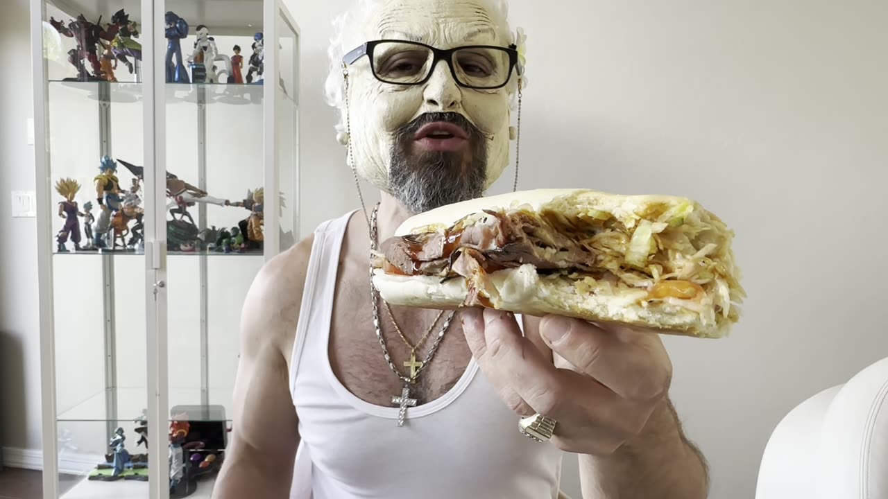 🥪 Granny Goatee reviews Jimmy John’s NEW Smoked Cheddar Bourbon Roast Beef Club Sandwich!! 🥪