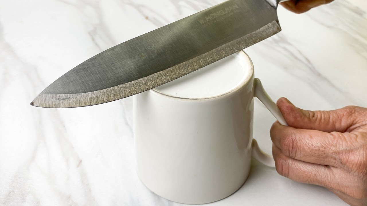 Easy Way to SHARPEN a knife like a razor