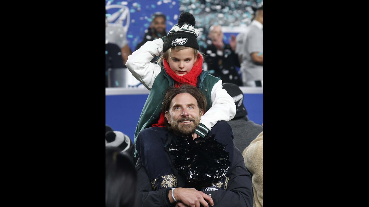 Bradley Cooper Brings Daughter Lea to Cheer on the Philadelphia Eagles at NFC Championship Game