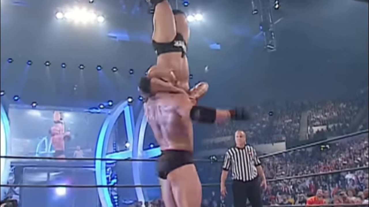 Goldberg’s Best and Most Dangerous Hits in WWE Wrestling