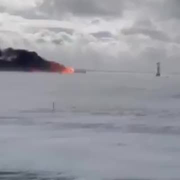 BREAKING:clearest footage yet captures exact moment of Delta Air Lines crash @ Toronto Airport