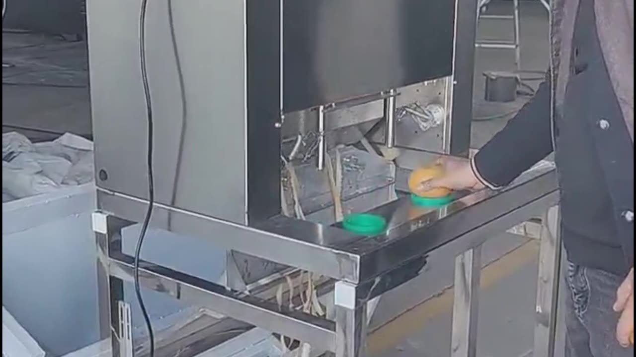 smart fruit peeling machine