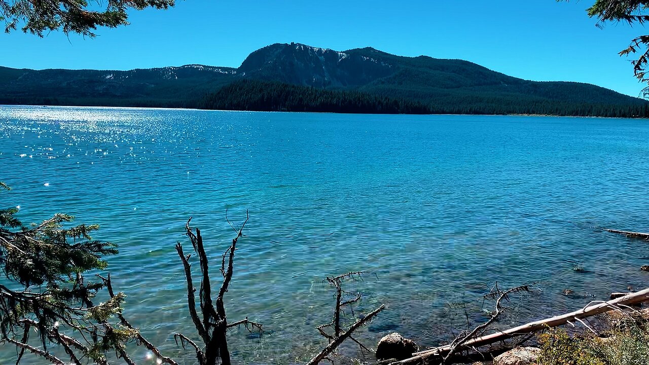 Hiking Paulina Lakeshore "Grand" Loop E6 | Newberry National Volcanic Monument | Bend Central Oregon