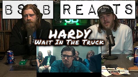 HARDY ft. Lainey Wilson - Wait In The Truck