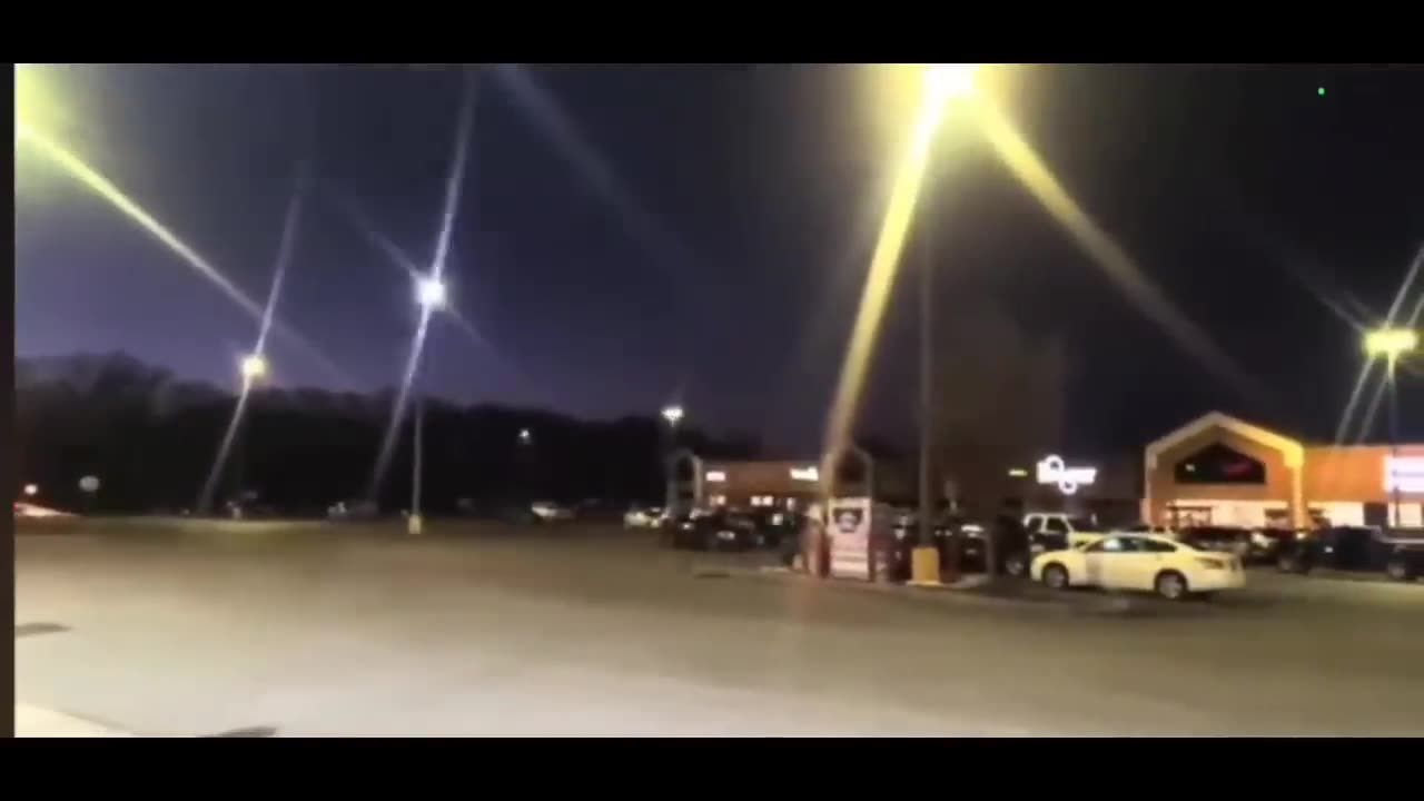 Street Lights Randomly Flashing In Cities Across The Country