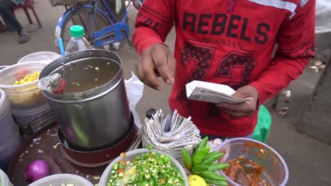 Indian jhalmuri king has wonderfully decorated his shop|Great Indian Street food 🤤