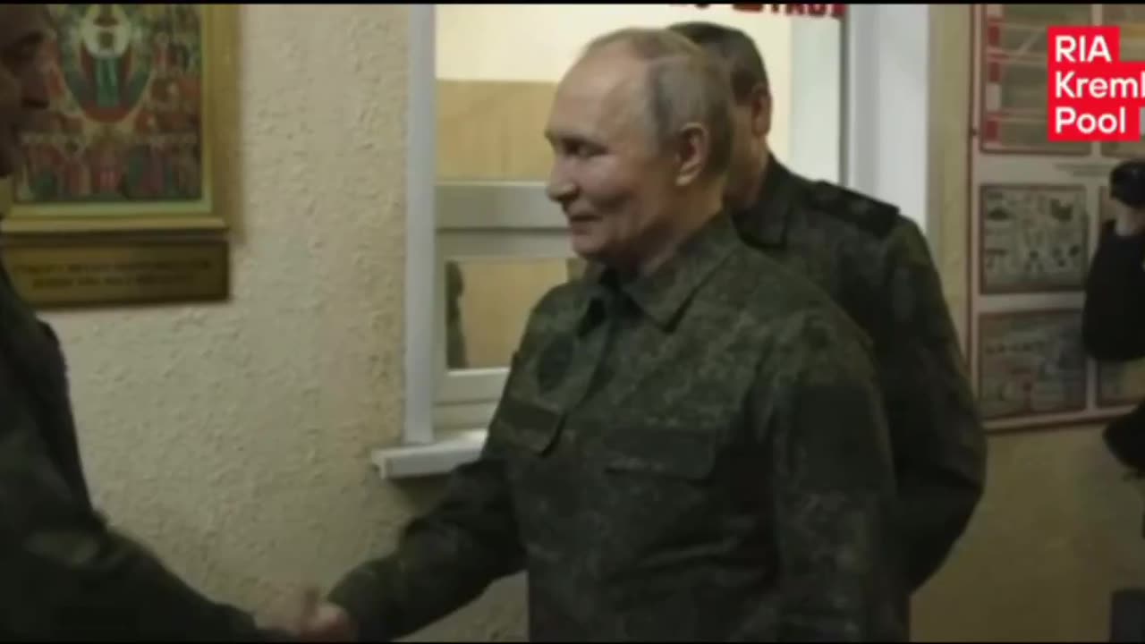 ??? Russian President Vladimir Putin visited Kursk Oblast for the first time since