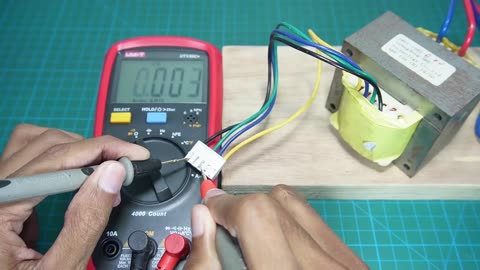 12V Battery Charger with Auto Cut-Off Using a UPS Transformer