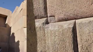 Thousand Ton Singing Statues Found In Egypt