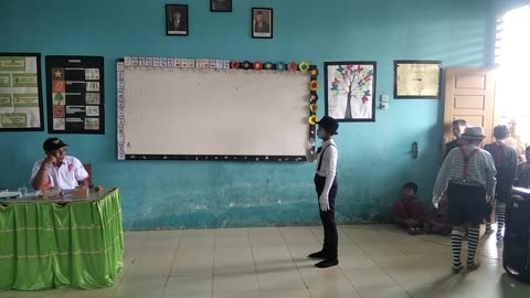 Pembukaan pantomim keren