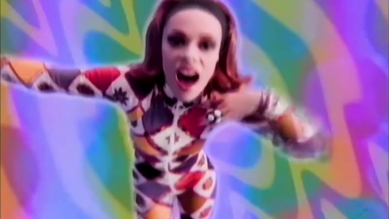 Groove is in the Heart, Deee-lite