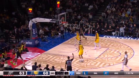 3-POINT BARAGE! 🌧️ 3 straight 3s to open the 2nd half! 📺 Spurs/Pacers