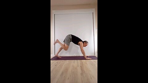 Foot behind head pigeon