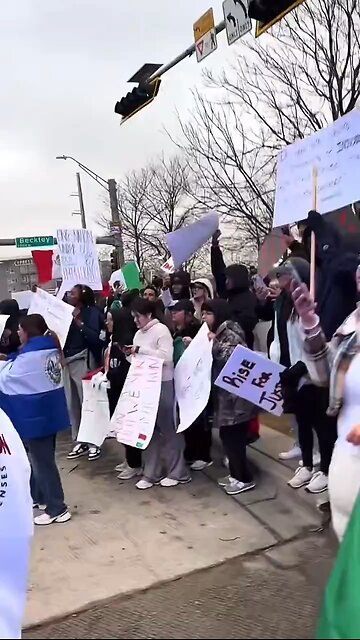 🚨 #BREAKING: Illegals Block Roads in Dallas While Demanding an End to ICE