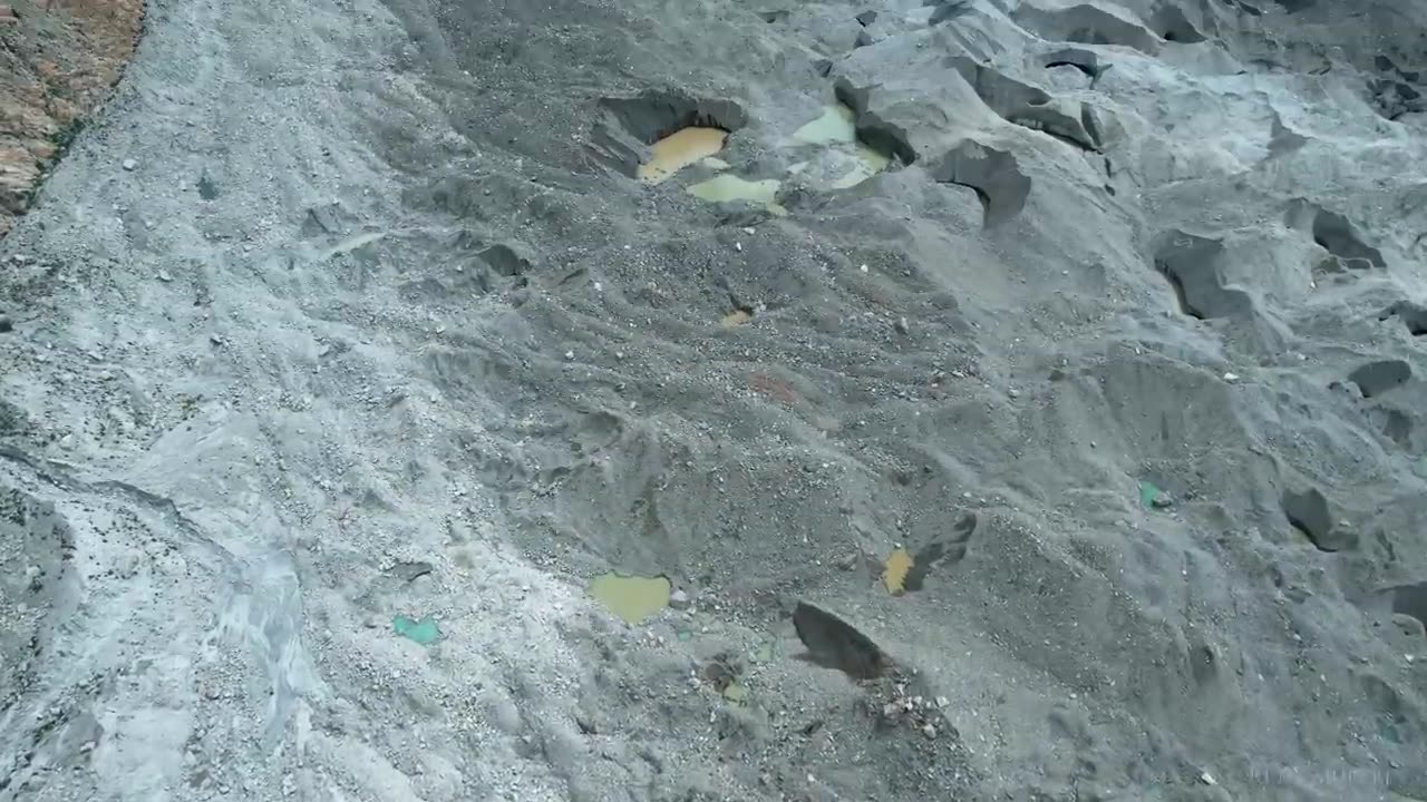 Pakistan Sakrdu ❤ Beautiful Mountains ⛰ Foreigner in Pakistan K2 Climbing