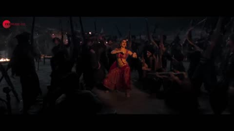 Uyi Amma - Azaad Aaman D, Rasha Thadanil Madhubanti Bagchi, Amit Trivedi, Amitabh Bosco Abhishek K