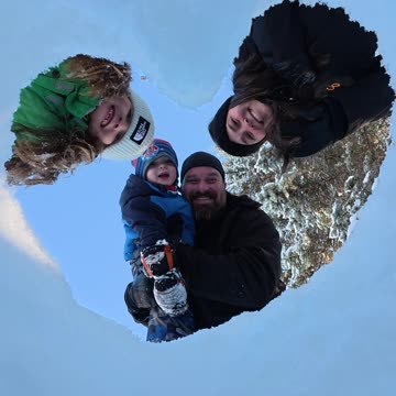 Trying the viral heart sand photo - in the snow! Cute photo idea.