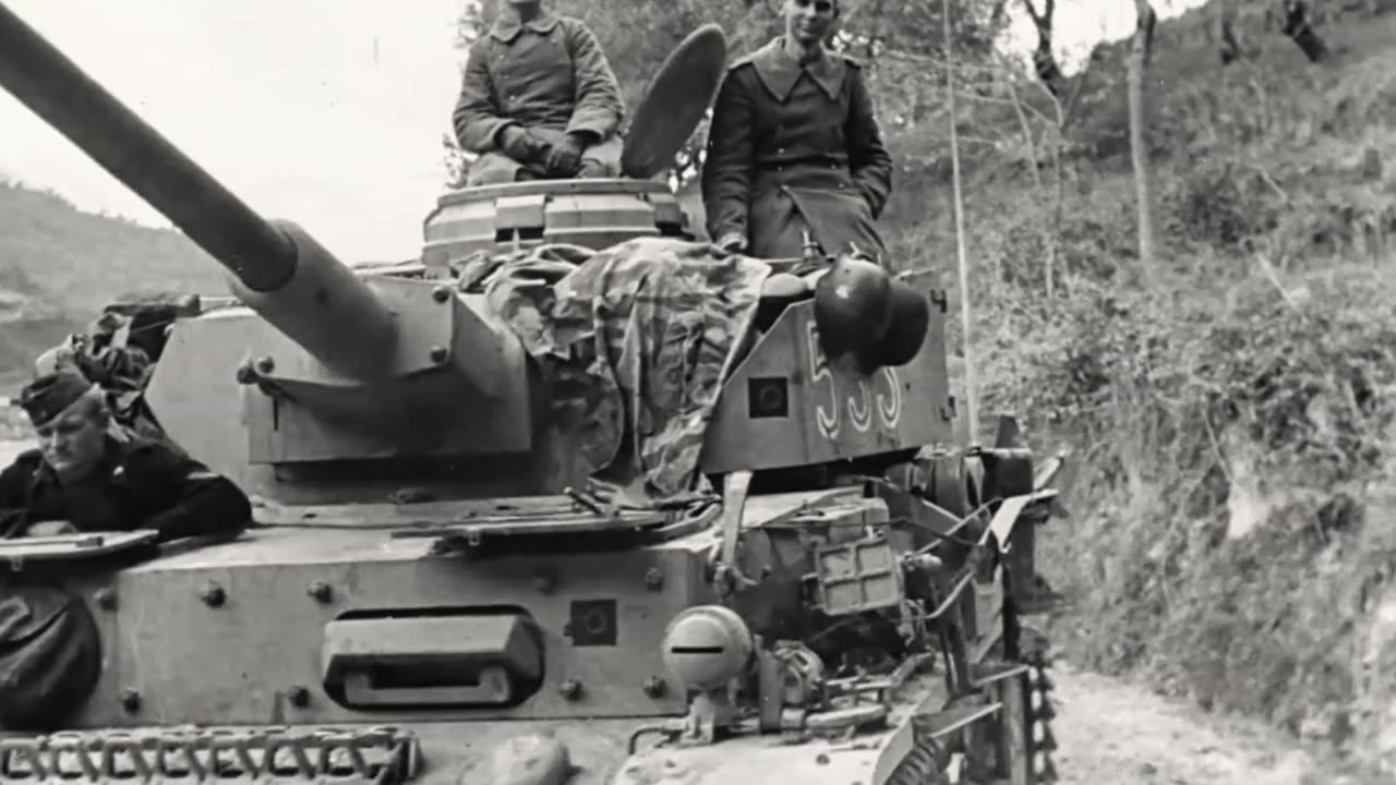Panzer IVs make their way through the Italian countryside in 1943