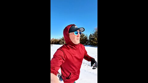 Snowy trail run